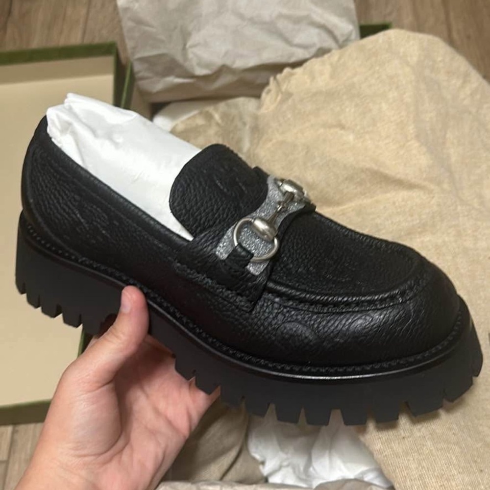 Gucci black Leather Loafers with Silver Buckle